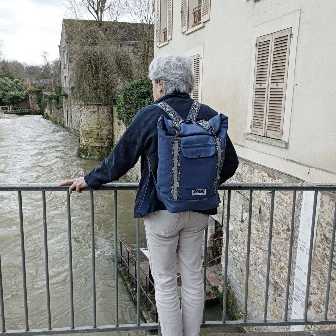 Sac à dos coursier toile coton Thèbes bleu acier / fleurs 