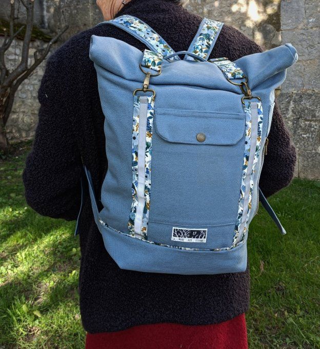 Sac à dos coursier toile coton Thèbes bleu clair/ fleurs