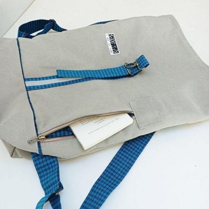 Sac à dos rolltop beige-bleu